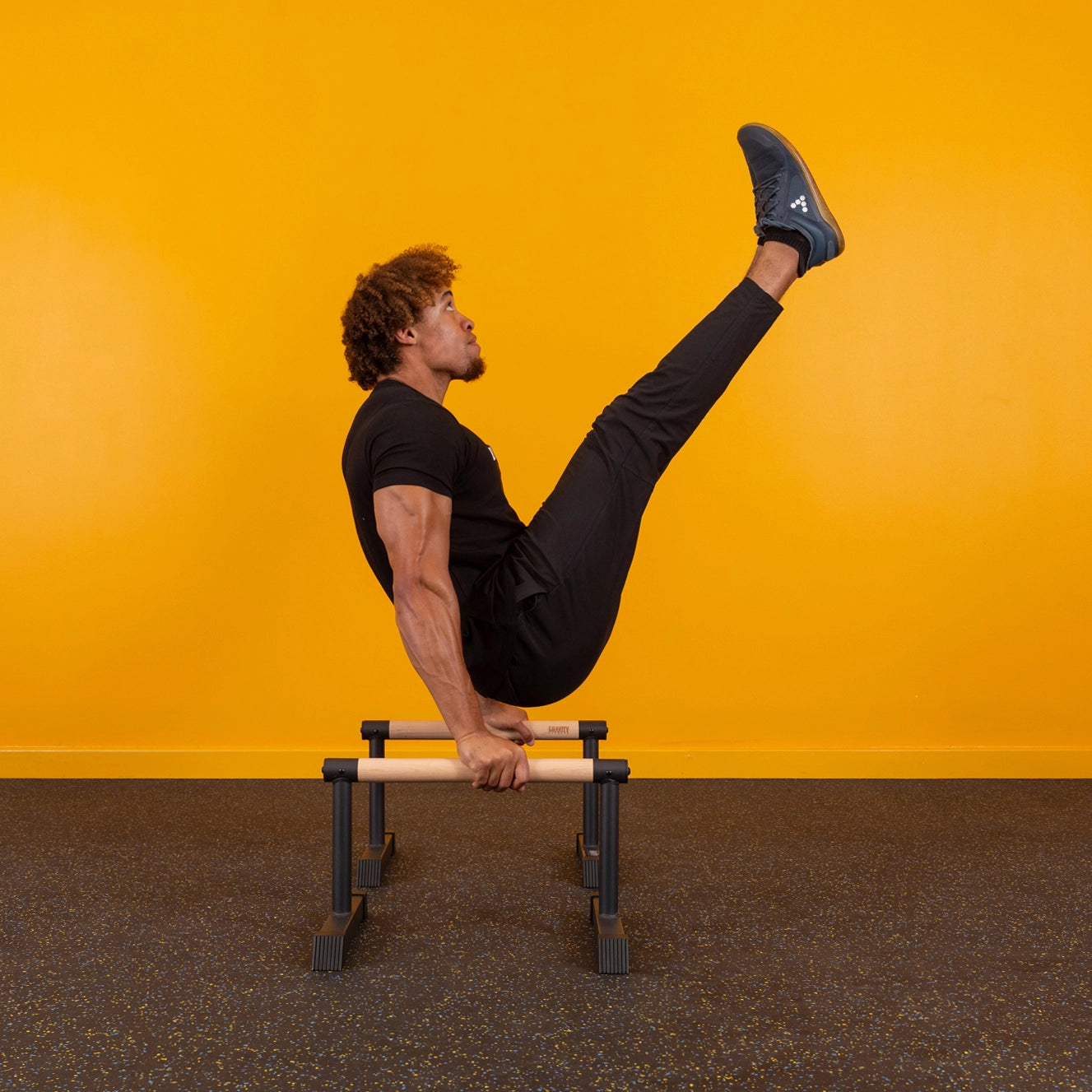 gravity-fitness-pro-hybrid-parallette-acciaio-legno-50x40x30-cm image 3