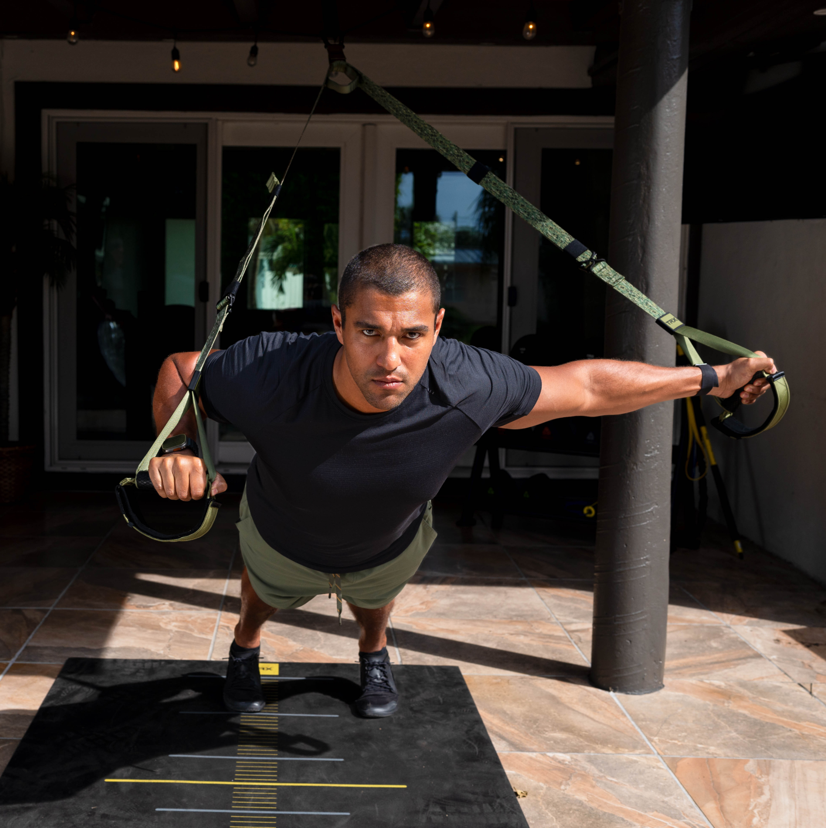 trx-pro4-camo-suspension-trainer-verde-militare-kit-completo image 3