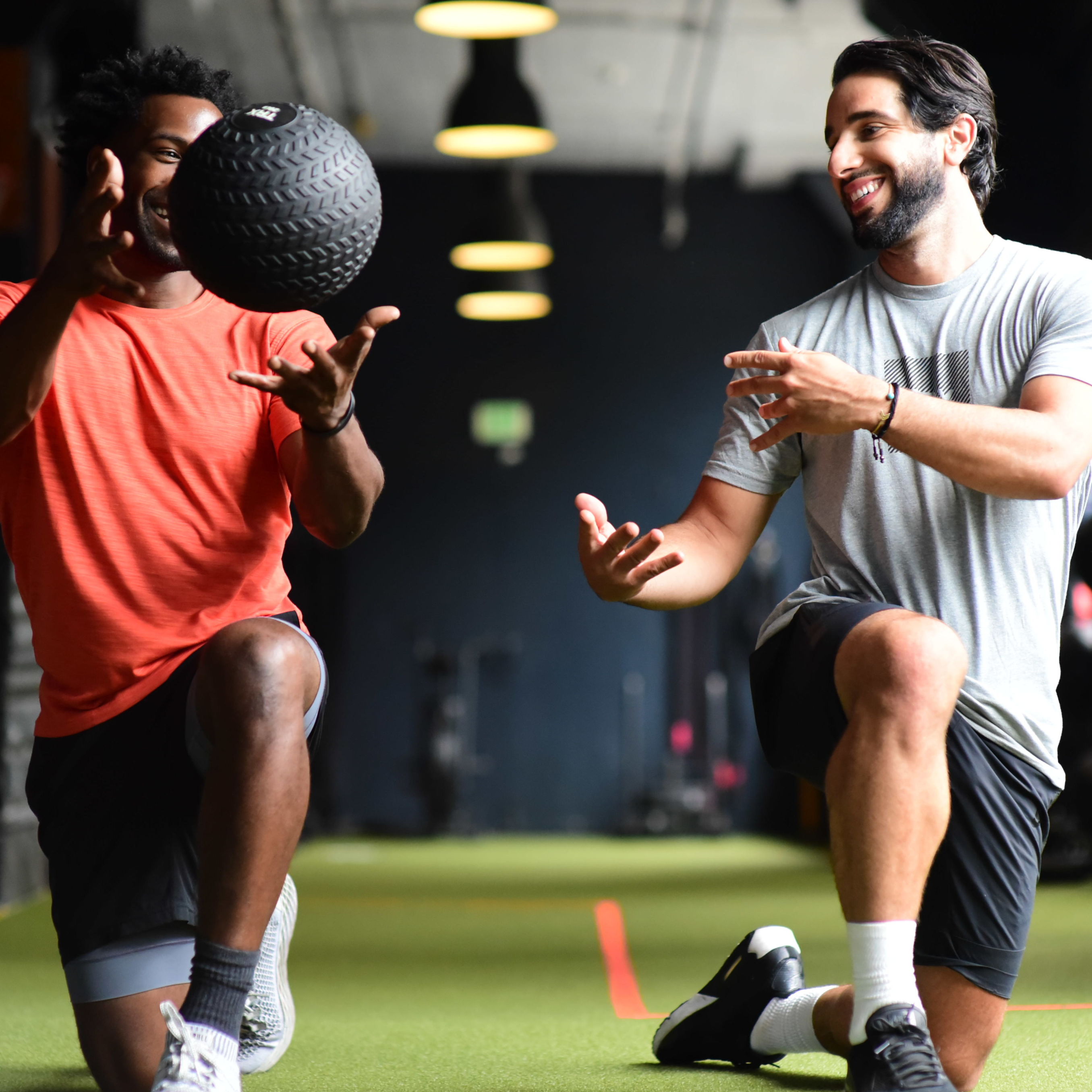 trx-slam-ball-and-medicine-ball-training-essentials-corso-digitale image 2