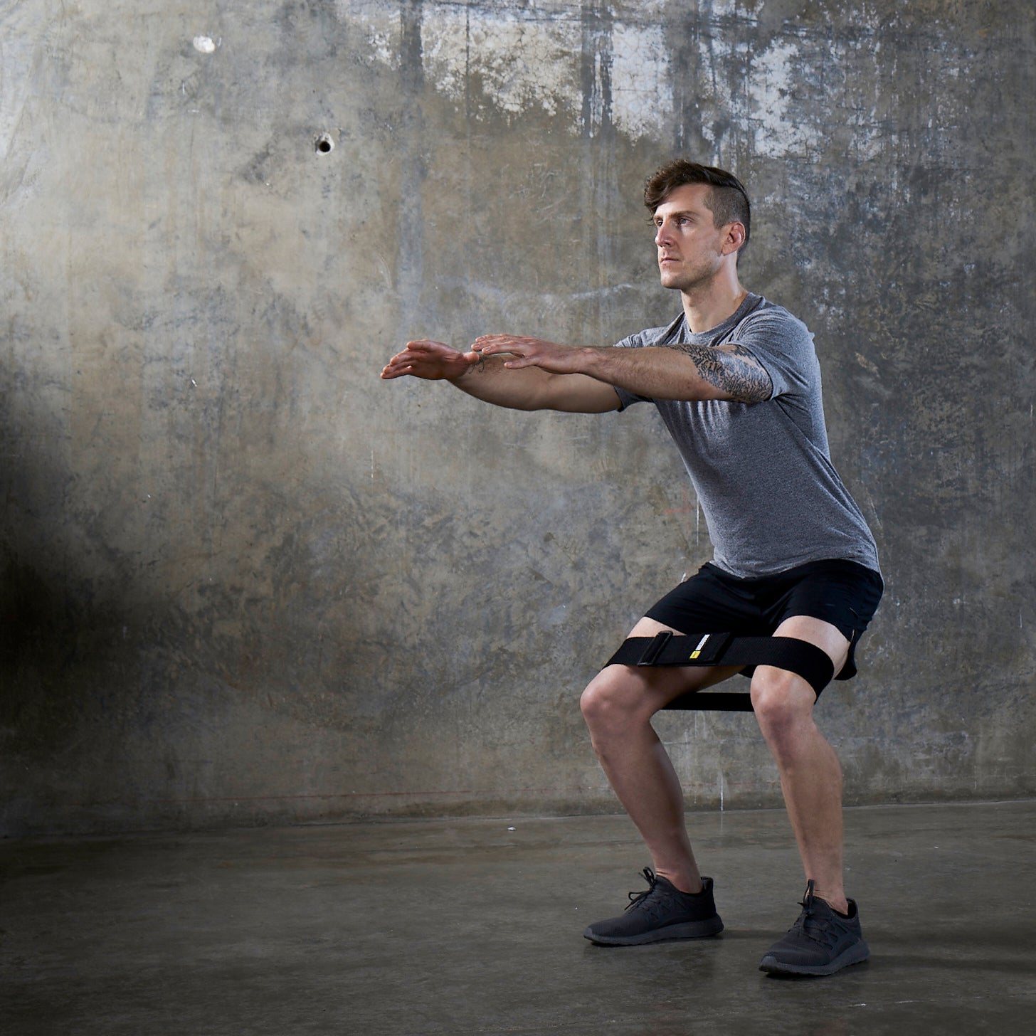 trx-glute-bands-in-tessuto-set-3-resistenze-light-medium-heavy image 4