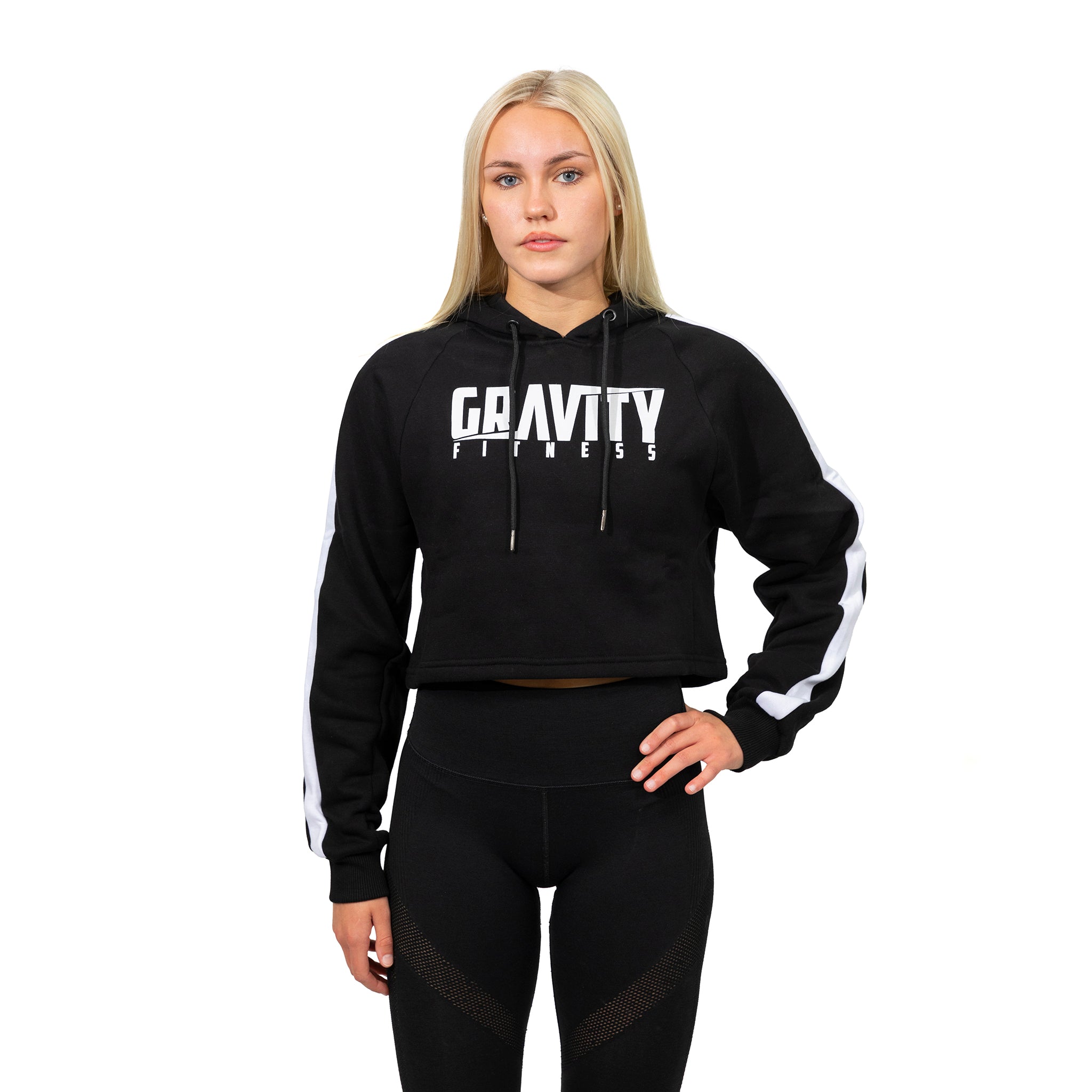 gravity-fitness-felpa-donna-cropped-con-cappuccio-logo-nero image 1